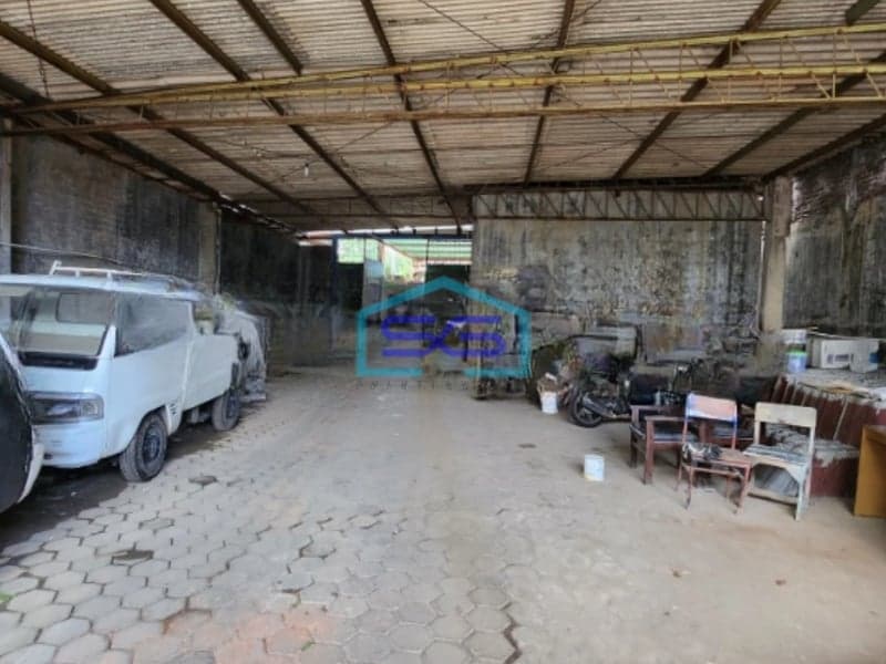 Dijual Ruang Usaha Luas Tanah  1536 m² Lokasi Strategis di Kedungmundu Semarang