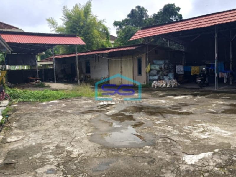Dijual Tanah Bonus Bangunan di Pinggir Jalan Srijaya Negara Bukit Palembang LT 1220m2