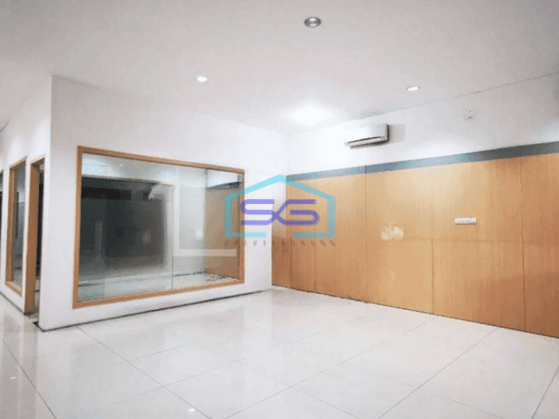 Disewakan Ruko Siap Pakai di Gajahmada Semarang Luas 360m2