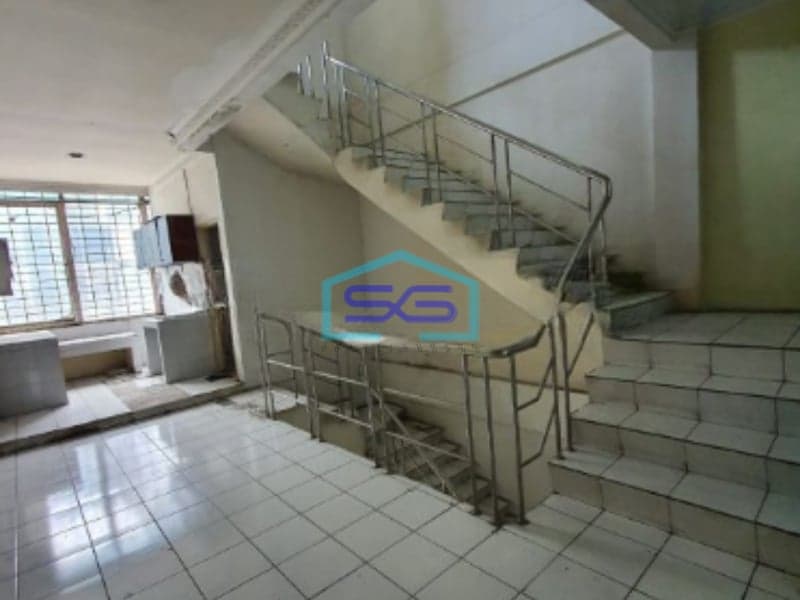 Dijual Ruko di Pinggir Jalan Raya Pluit Jakarta Utara Luas Bangunan 300m²