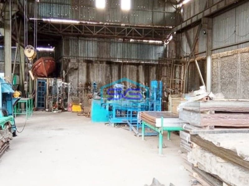 Dijual Gudang, Ruang Usaha Dan Tanah Dekat Tol Gate di Bekasi Barat LT 2150m2