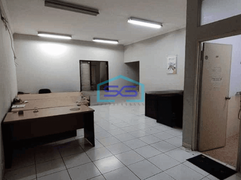 Disewakan Ruko Di Gatot Subroto Bandung Cocok Untuk Kantor Lokasi Strategis LB 455m2