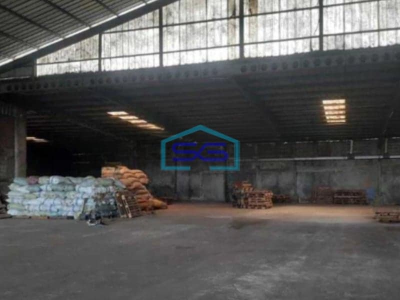 Disewakan Gudang Luas Bangunan 2000m² Di Jl. Hasyim Ashari Jakarta Pusat