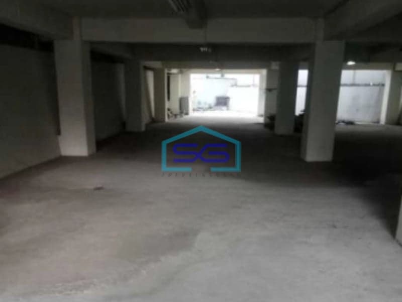 Dijual Gedung Kantor di Pinggir Jalan Raya Cikini Jakarta Pusat LT 800m2