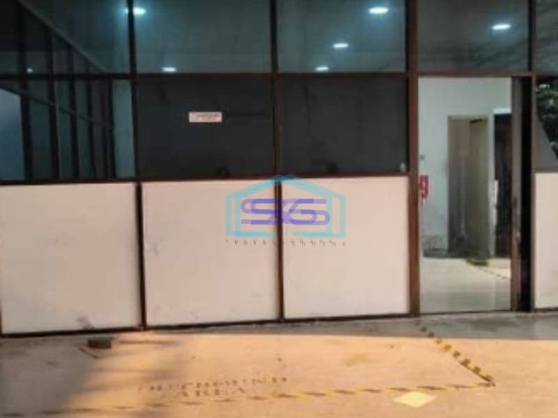 Disewakan Gudang Ada Kantor Luas Tanah  360 m² Lokasi Bebas Banjir di BSD Tangerang Selatan