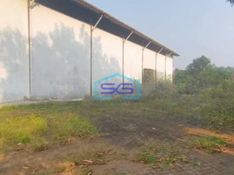 Dijual Gudang Luas Bangunan  3000 m² Lokasi Pasar Kemis Tangerang