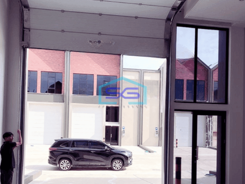 Disewakan Termurah Gudang Multiguna Bizpark Pik 2 Jakarta Utara LB 201m2 Ada Office