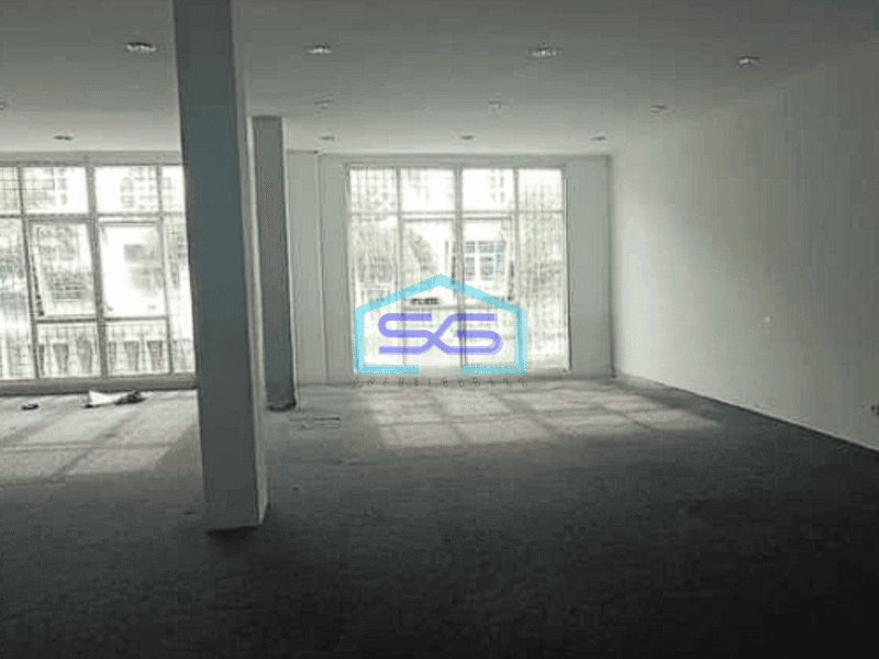 Disewa Ruko Gandeng Jl. Melawai Kebayoran Baru Jakarta Selatan LB 950m2