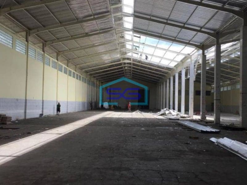 Disewakan Gudang Kapuk Kamal Jakarta Barat 6000m2 Rapi Bebas Banjir Siap Pakai LT 15000m2