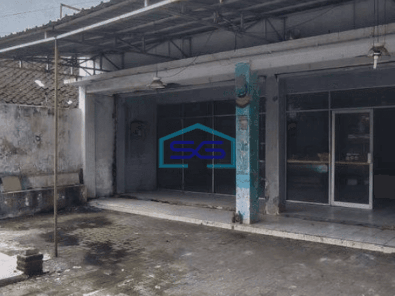 Disewakan Ruko Bebas Banjir Luas Bangunan 300 m² di Mlati Sleman Kawasan Bisnis