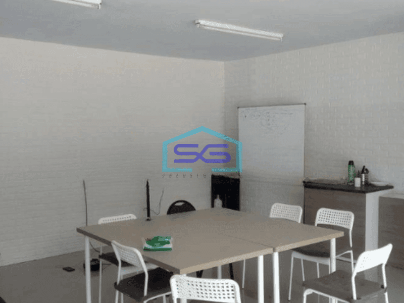 Disewakan Gudang Siap Pakai Bebas Banjir di Serpong Tangerang Selatan Luas Tanah 540 m²