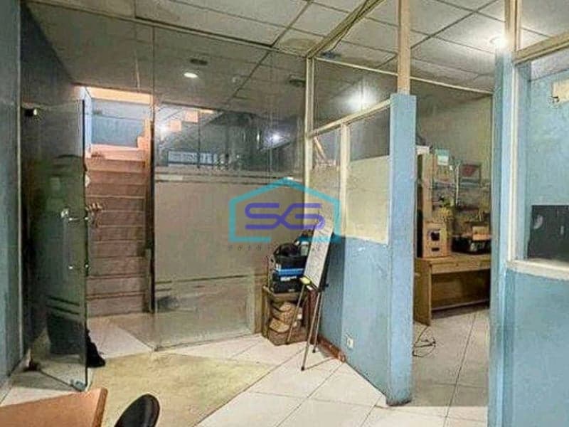 Dijual Cepat Ruko Sangat Strategis di Tebet Jakarta Selatan LB 228m2