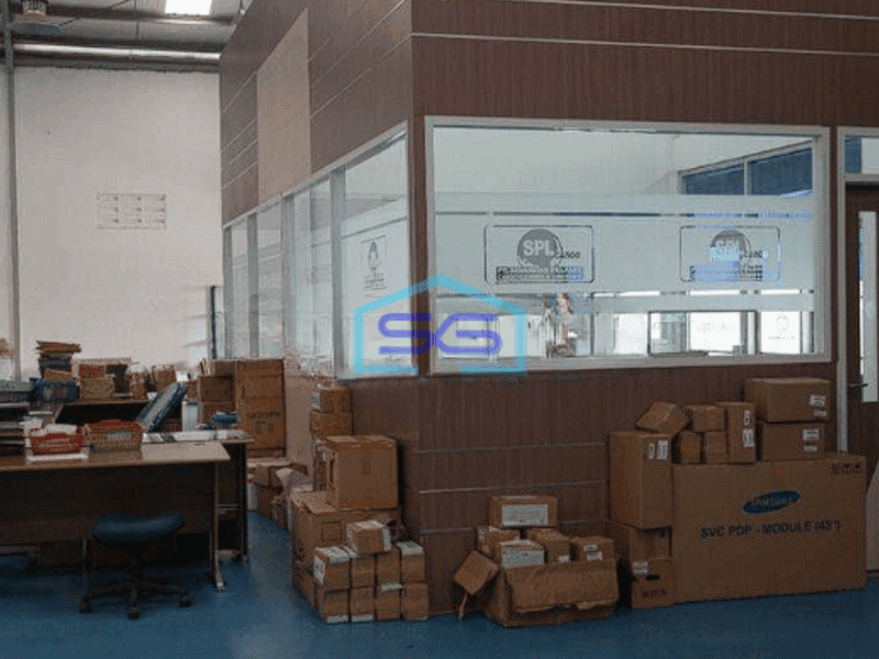 Dijual Gudang Kondisi Rapi Siap Pakai di Cakung Jakarta Timur Lantai Epoxy LT 2750m2