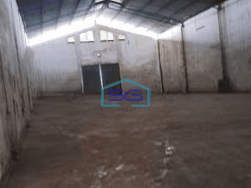 Disewakan Gudang Akses Container 40 Feet Lokasi Bebas Banjir di Kapuk Kamal Jakarta Barat