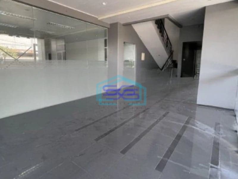 Disewakan Gudang Lokasi Bebas Banjir di Ngaliyan Semarang Luas Bangunan  16350 m²