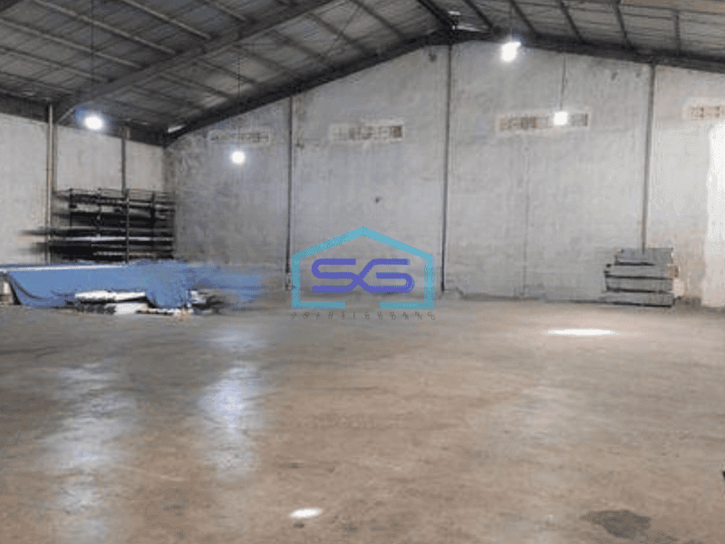 Disewakan Gudang Ada Kantor Luas Bangunan  1250 m² di Krian Sidoarjo