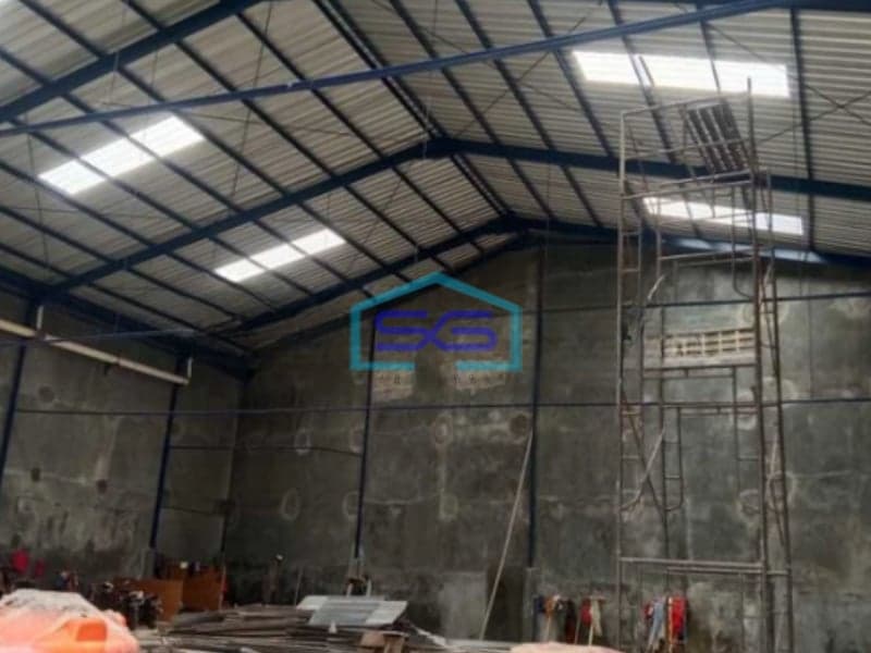 Disewakan Murah Gudang Kavling Dpr Cipondoh Tangerang LB 600m2