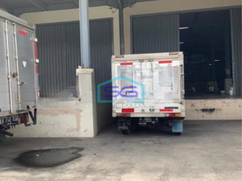 Disewakan Gudang 3 Lantai Luas Tanah  297 m² Lokasi di Batu Ceper Tangerang