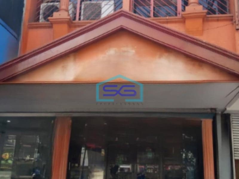 Dijual Ruko 3 Lantai Luas Bangunan  100 m²  Lokasi Kelapa Gading Jakarta Utara