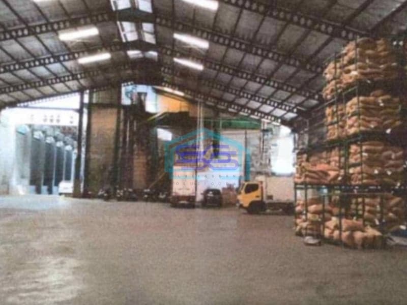 Dijual Gudang SHM Super Strategis di Komplek Pergudangan Mutiara Tambak Langon SurabayaLuas Bangunan  4275 m²