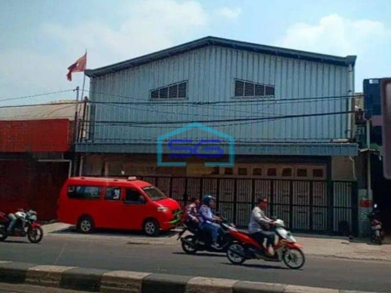 Disewakan Gudang LB 500m2 di Medan Satria Bekasi