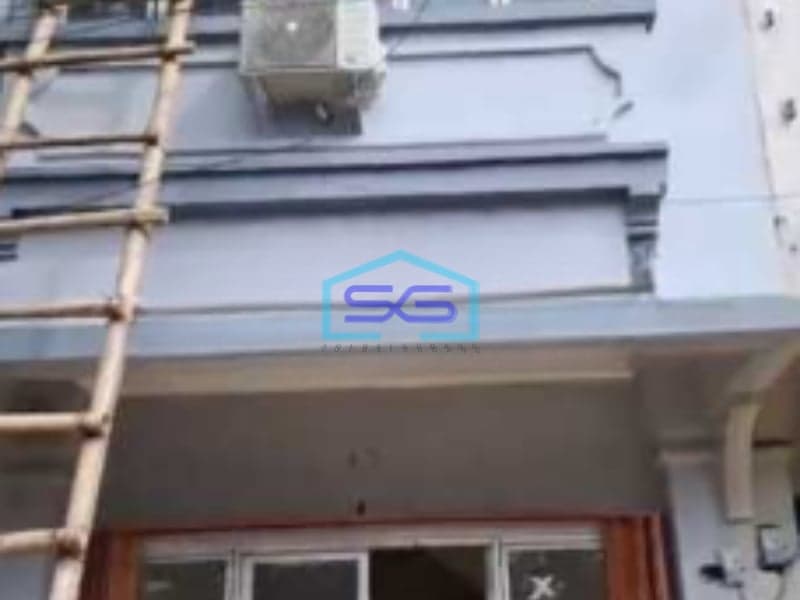 Disewakan Ruko Siap Huni di Santa Monica Gading Serpong Tangerang Luas Bangunan  126 m²