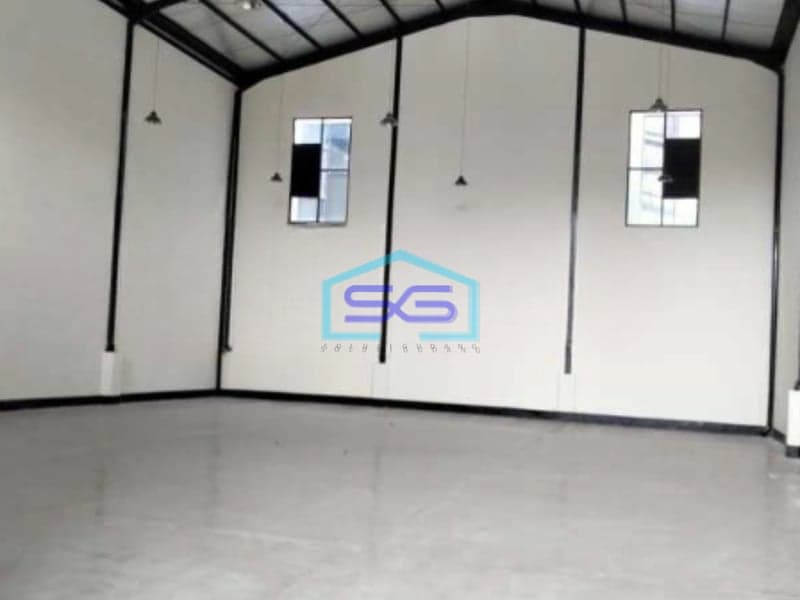 Disewakan Gudang Luas Bangunan  450 m² Lokasi Bebas Banjir di Padalarang Bandung