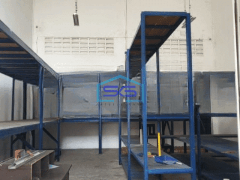 Disewakan Gudang Luas Bangunan 143 m² Lokasi Strategis di Kalideres Jakarta Barat