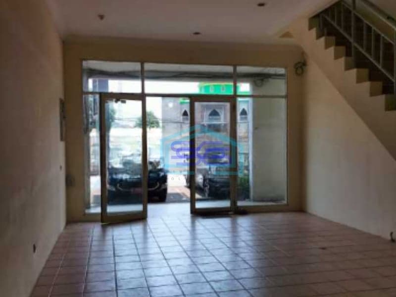 Dijual Ruko 3 Lantai Hadap Jalan Raya Siap Pakai Di Lokasi Strategis Serpong Tangerang Selatan Luas Bangunan  230 m²
