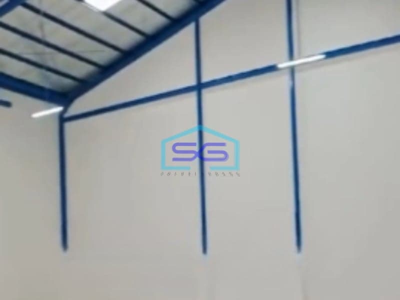 Disewakan Gudang Hadap Jalan Raya Lokasi di Cipondoh Tangerang LB 700m2