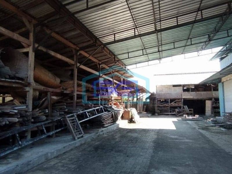 Disewakan Gudang Dengan Fasilitas Kantor Dan Halaman Luas lokasi Kerobokan