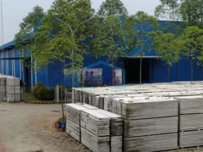 出售即用工厂和仓库 Balaraja Barat Serang Balaraja, Tangerang 土地面积 24000平方米