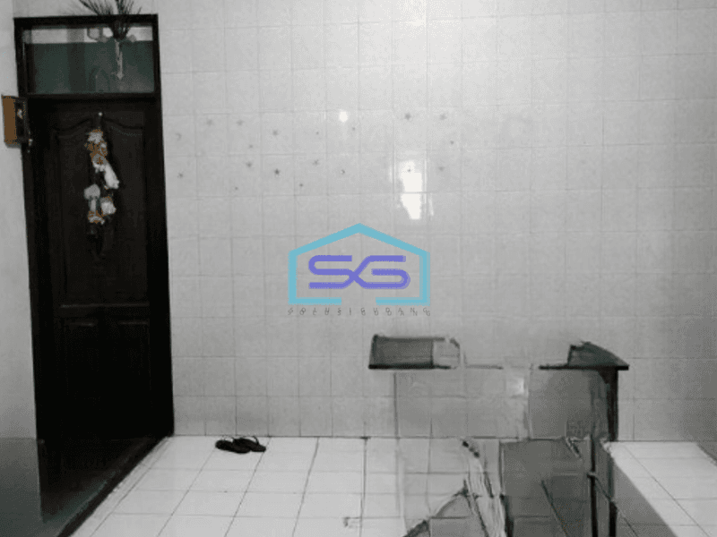 Dijual Ruko Lokasi Strategis Cocok Untuk Segala Usaah di Jalan Utama Jelambar Jakarta Barat