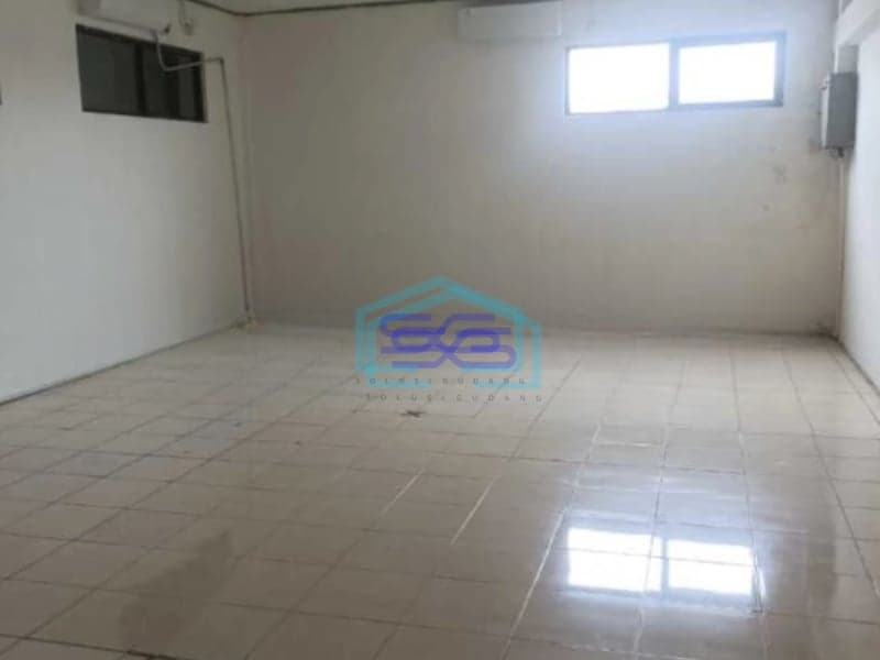 Disewakan Gudang Luas Tanah 1000 m² Lokasi Tangerang