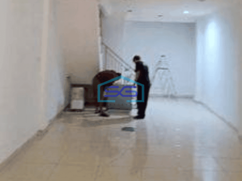 Disewakan cepat Ruko 4 Lantai di Jl. Tiang Bendera, Roa Malaka