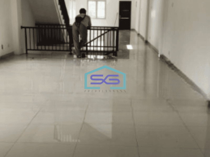 Disewakan Ruko Siap Pakai Luas Bangunan 404 m² di Tambora Jakarta Barat