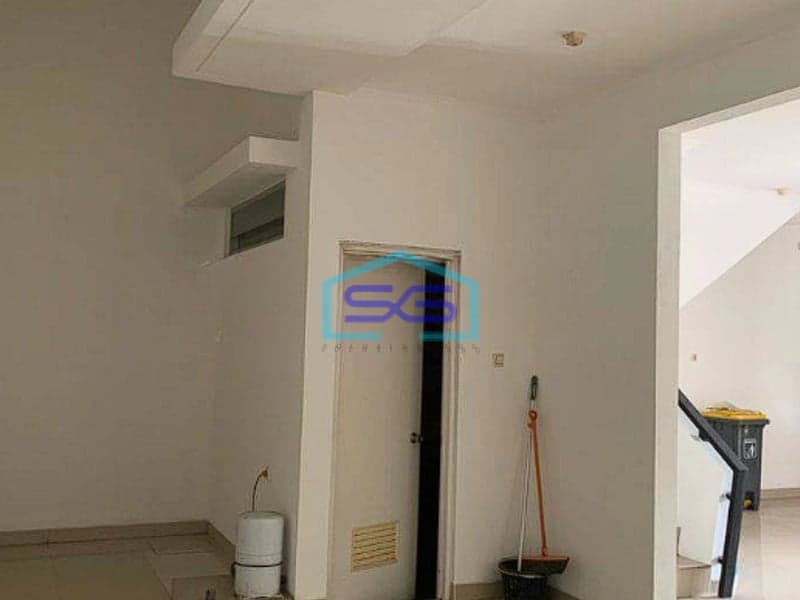 Dijual Ruko Cemara 3 Lantai Di Harapan Indah, Bekasi LB 225m2