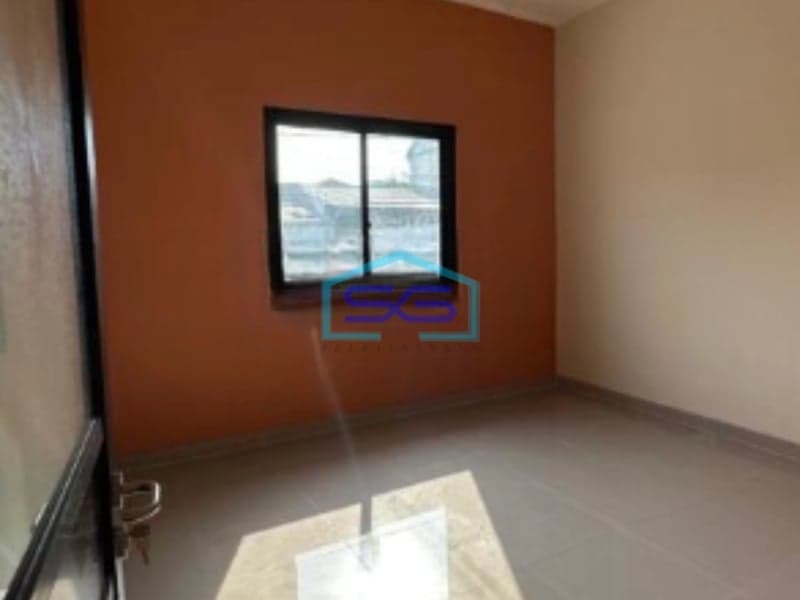 Dijual Gudang Luas Tanah 246 m² Lokasi Bebas Banjir di Bekasi