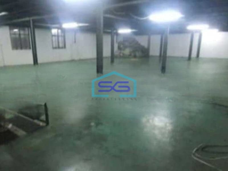 Disewakan Gudang Akses Container 40 Feet Luas Bangunan 1400 m² Lokasi Cengkareng Jakarta Barat