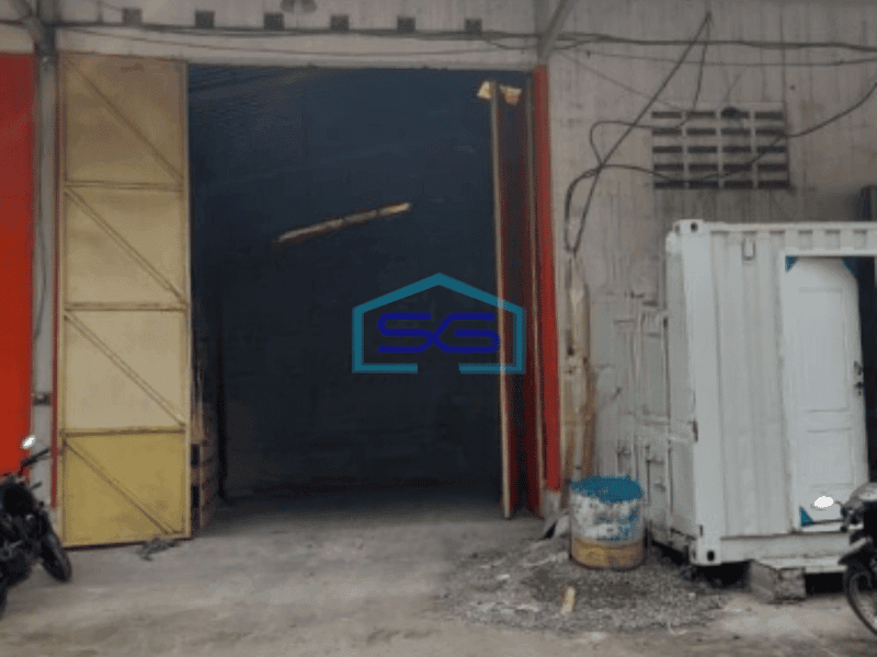 Disewakan Gudang Akses Container 20 Feet Luas Tanah 360 m² di Cipondoh Tangerang