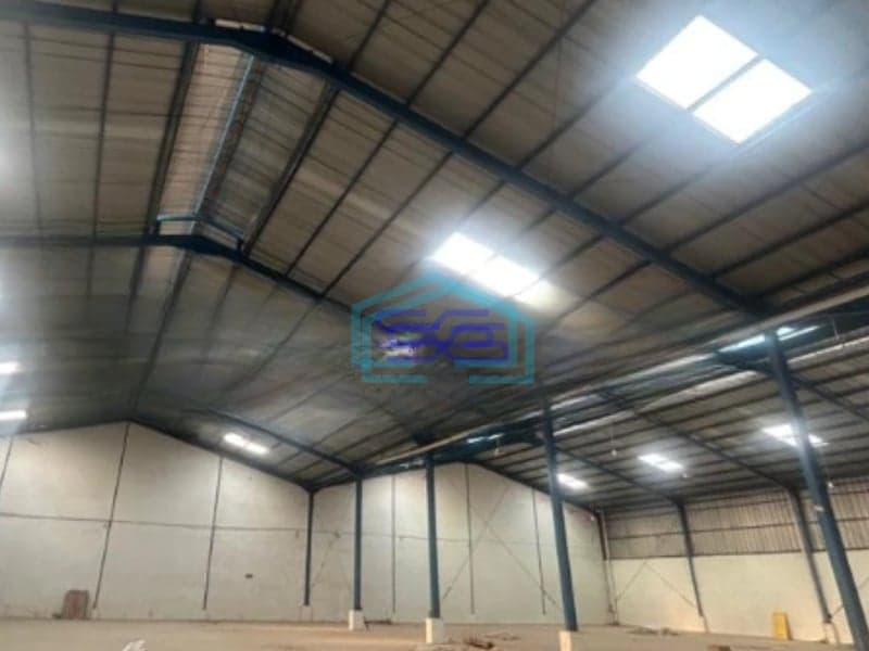 Disewakan Gudang Luas Bangunan  1350 m² Akses Container 40 Feet di Cipondoh Tangerang