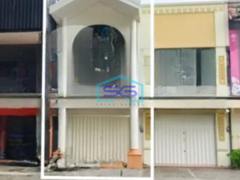Dijual Ruko Luas Bangunan  170 m² Lokasi Strategis di Klojen Malang