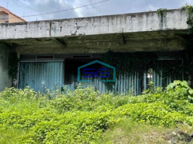 Dijual Bangunan Lama Hitung Tanah Strategis Pinggir Jalan Raya Semarang