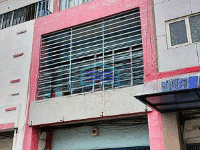 Disewakan Ruko Tiga Lantai Murah di Sidoarjo LB 220m2