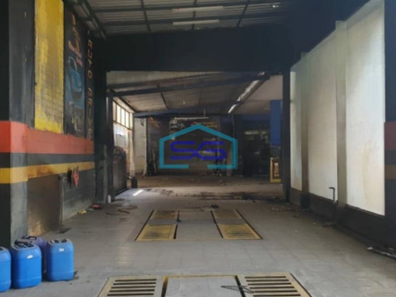 Dijual Ruko Siap Pakai Bekas Salon Mobil Di Jl. Adisucipto Solo LT 576m2 Karanganyar Jawa Tengah