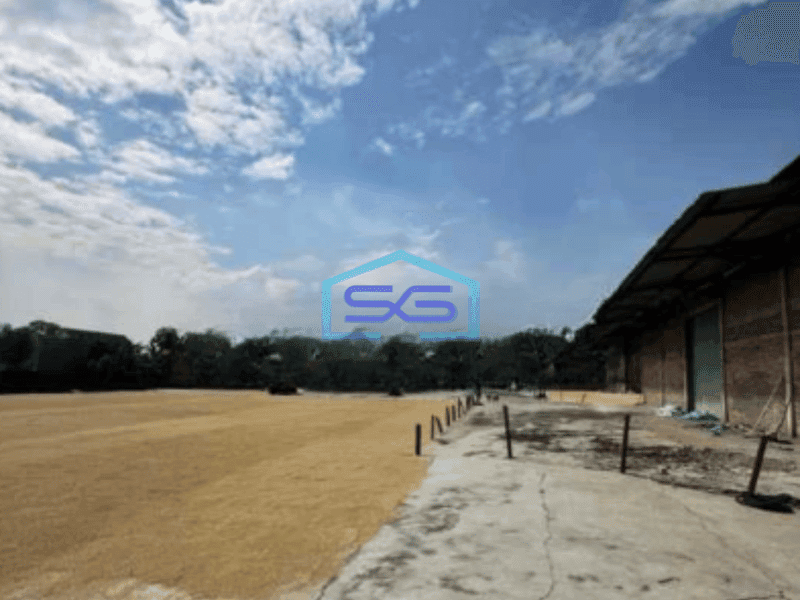 Disewakan gudang strategis lokasi Sragen luas 3000m2