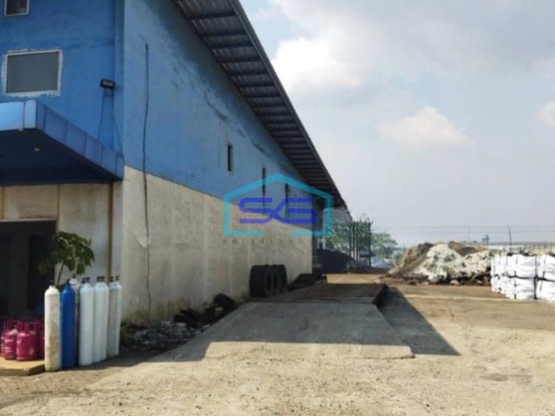 Disewakan Gudang Cocok Untuk Investasi Di Cikande Kabupaten Tangerang LB 4000m2
