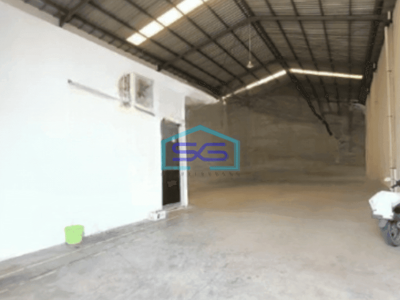 Dijual Gudang Luas Bangunan  650 m² Lokasi Strategis Lokasi Gedangan Sidoarjo