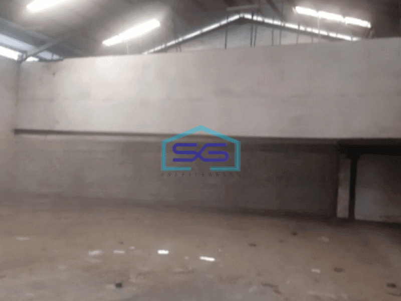 Disewakan Gudang Dan Kantor Luas Tanah 1800 m2 Kondisi Bagus di Pluit Jakarta Utara