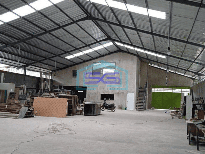 Dijual gudang/pabrik eks furniture di Cikupa Tangerang